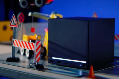 Steam Machine Gaming Console